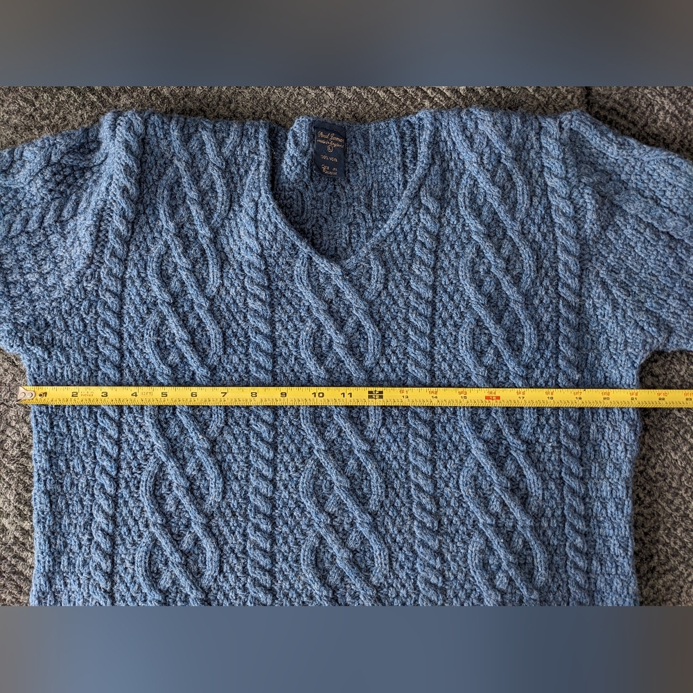 Vintage Chunky Blue Cable Knit 100% Wool Sweater - Made in England - Picture 7 of 10